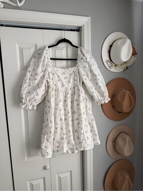 Altar'd State White Floral Puff-Sleeve Square Neck Dress